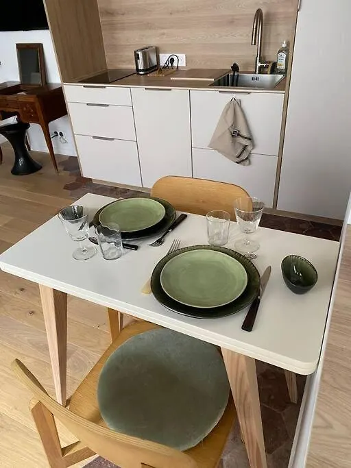 Bright 1 Bed In The Heart Of Hip Paris, Montorgueil Apartman 0*,