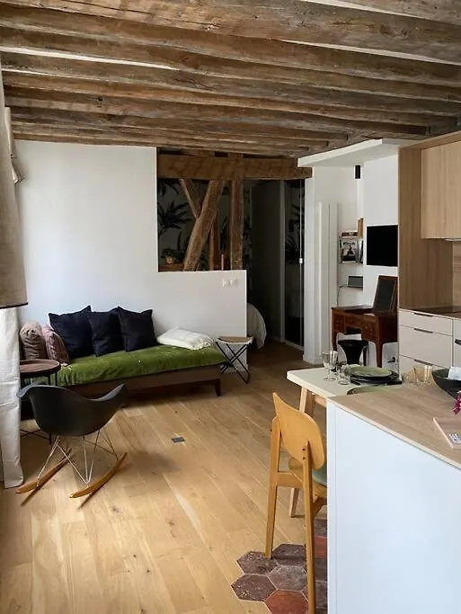 Bright 1 Bed In The Heart Of Hip Paris, Montorgueil Apartman